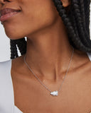 Cheer Silver Short Pendant Necklace in White Mother-of-Pearl