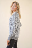 LEOPARD SNAP BUTTON SLEEVE BOAT NECK TOP