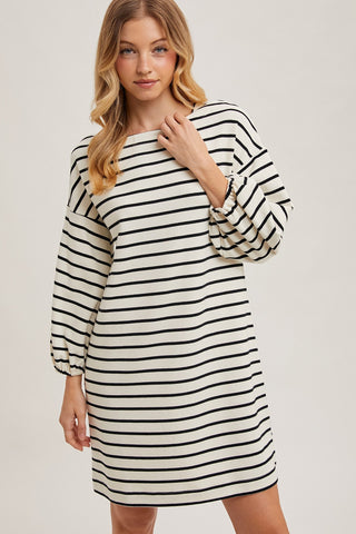 STRIPED 3/4 SLEEVED KNIT DRESS